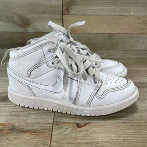 Nike Air Jordan 1 Retro Sneakers Youth 12C Triple White Mid 640734-126 Shoes